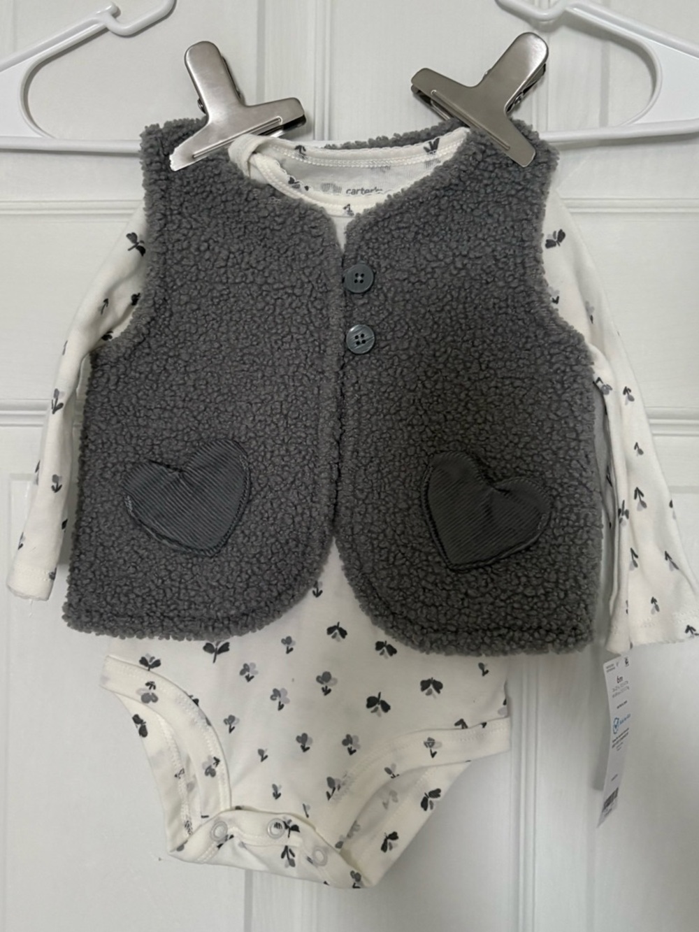 Carter’s Baby Girl Gray Sherpa Vest and Long-Sleeve Bodysuit Set - 6M